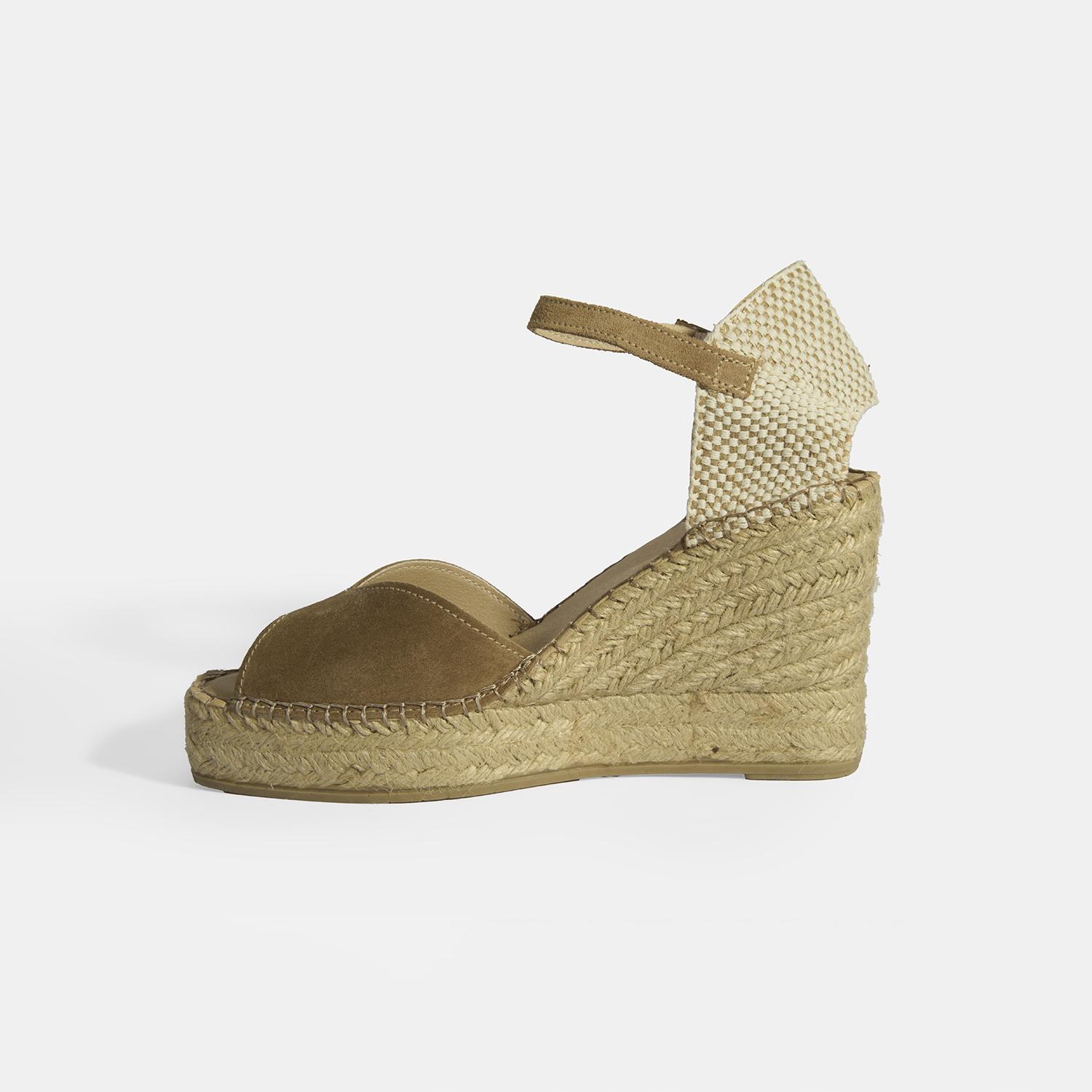 Bej Kadın Toka Detaylı Dolgu Topuklu Süet Espadril 2010054123002