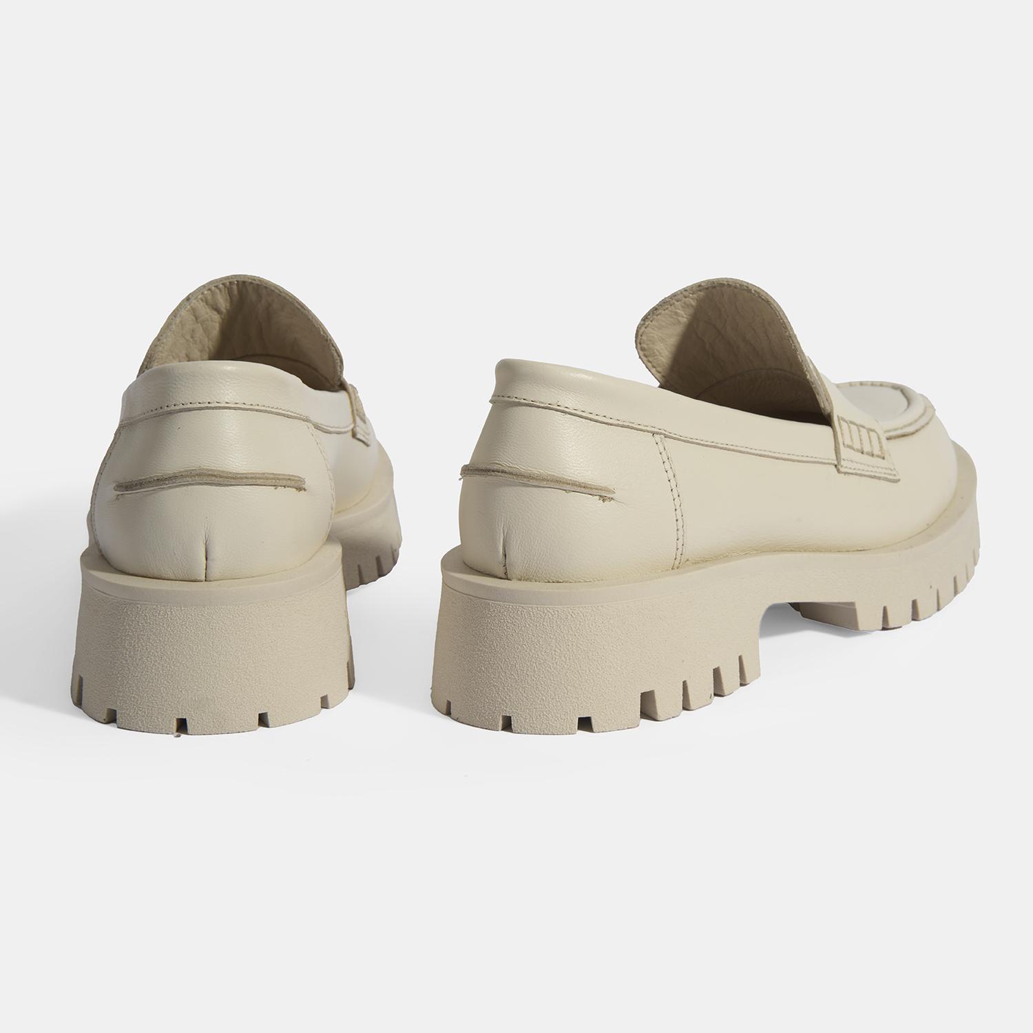 Kadın Bej Slip-On Deri Loafer 2010054476005
